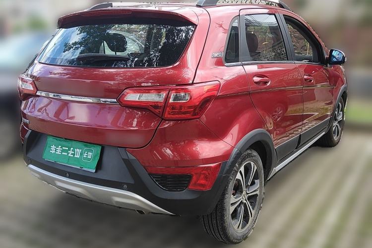 Used BAIC Senova X25 2015 1.5L Manual Elite Edition Rear Right 45 Deg