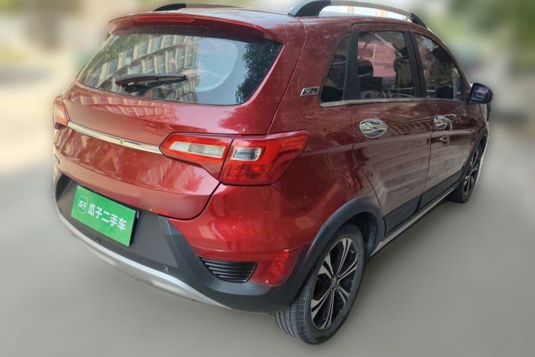 Used BAIC Senova X25 2015 1.5L Manual Elite Edition Rear Right 45 Deg