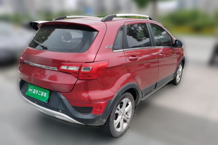 Used BAIC Senova X25 2015 1.5L manual Comfort trim level Rear Right 45 Deg