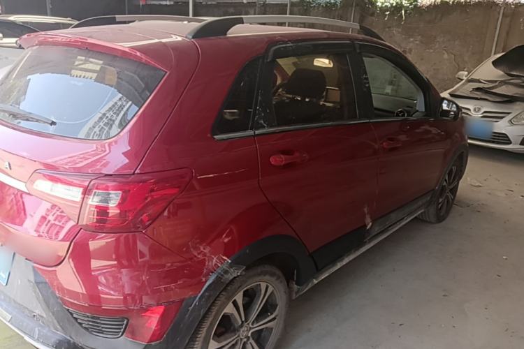 Used BAIC Senova X25 2015 1.5L Manual Elite Edition Rear Right 45 Deg
