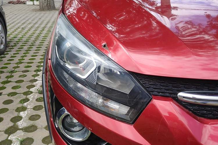 Used BAIC Senova X25 2015 1.5L Manual Elite Edition Right Front Headlight