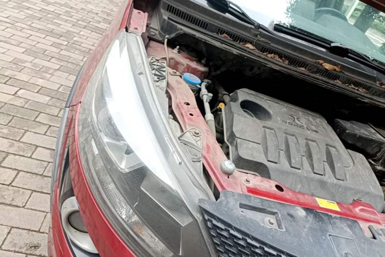 Used BAIC Senova X25 2015 1.5L Manual Elite Edition Right Front Headlight