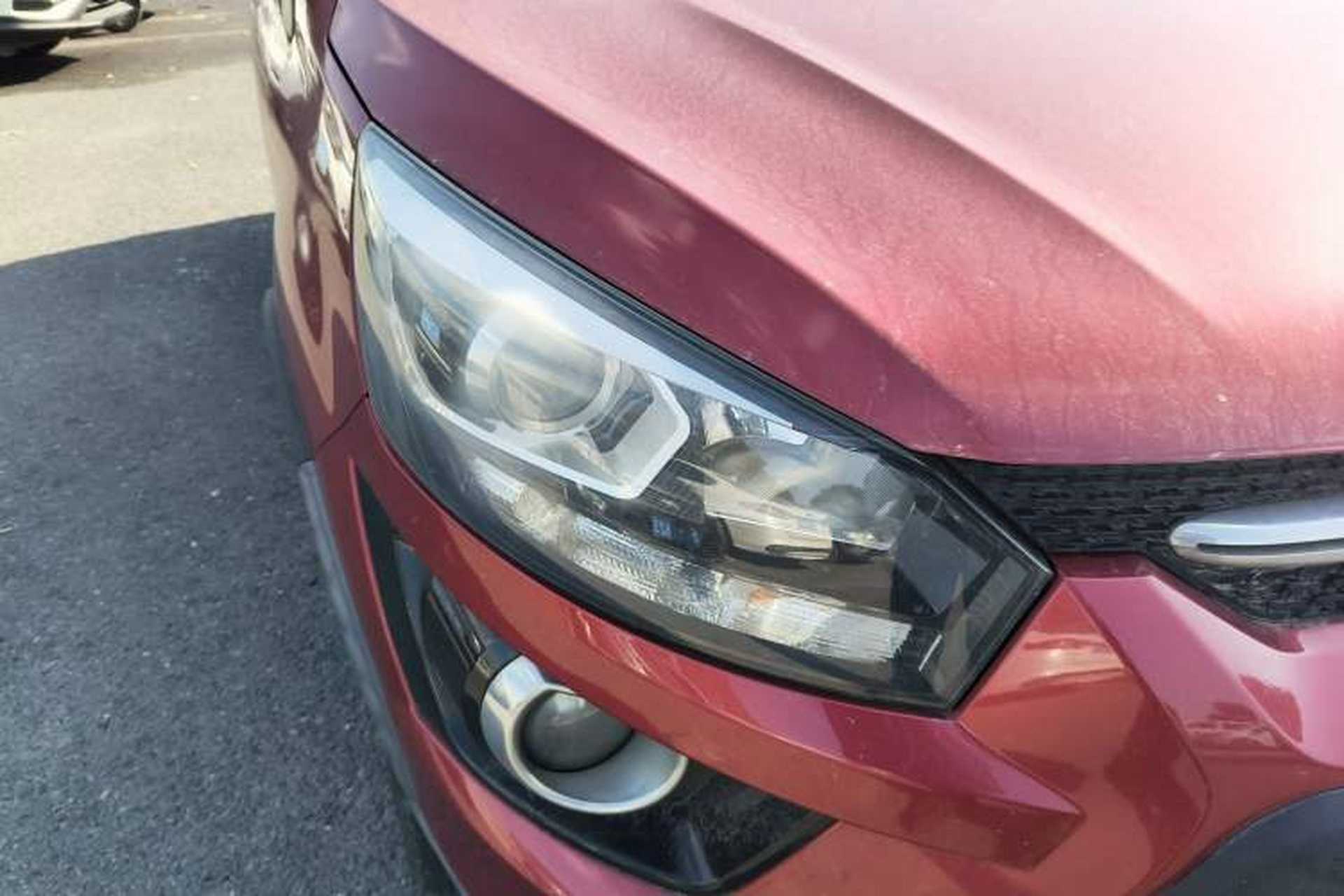 Used BAIC Senova X25 2015 1.5L Manual Elite Edition Right Front Headlight