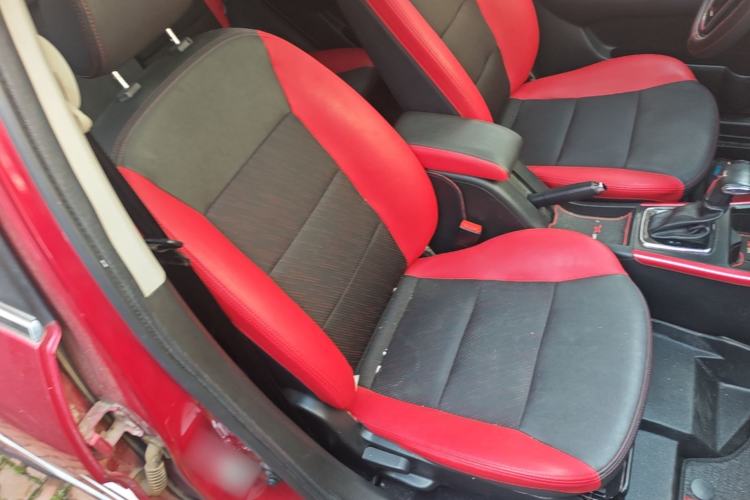 Used BAIC Senova X25 2015 1.5L Automatic Elite Model Right Front Seat