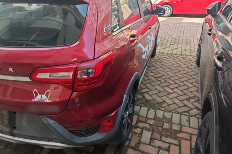 Used BAIC Senova X25 2015 1.5L Automatic Elite Model Right Rear Taillight