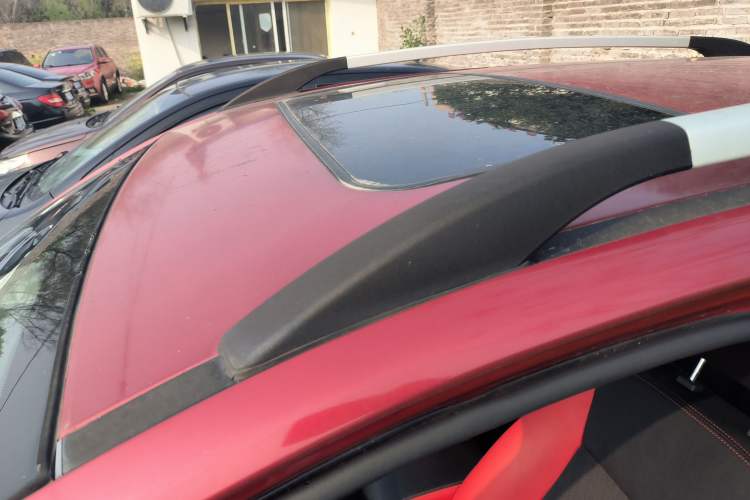 Used BAIC Senova X25 2015 1.5L Manual Elite Edition Roof