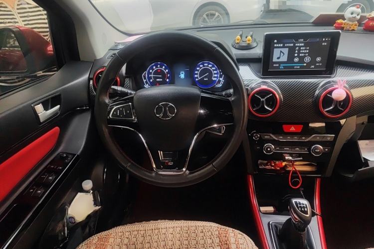 Used BAIC Senova X25 2015 1.5L Manual Elite Edition Steering Wheel