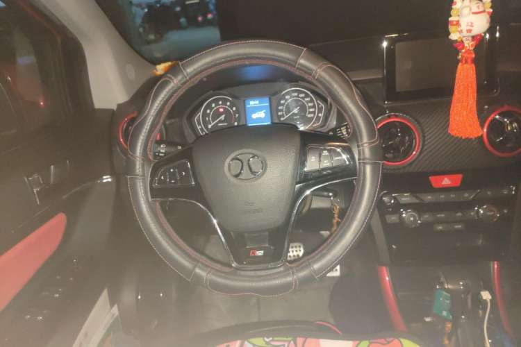 Used BAIC Senova X25 2015 1.5L Automatic Elite Model Steering Wheel
