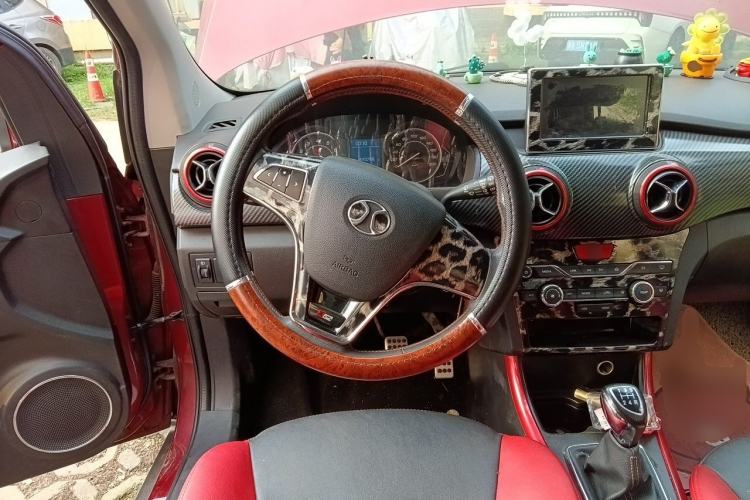 Used BAIC Senova X25 2015 1.5L Manual Elite Edition Steering Wheel