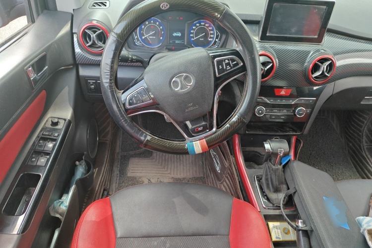 Used BAIC Senova X25 2015 1.5L Automatic Elite Model Steering Wheel
