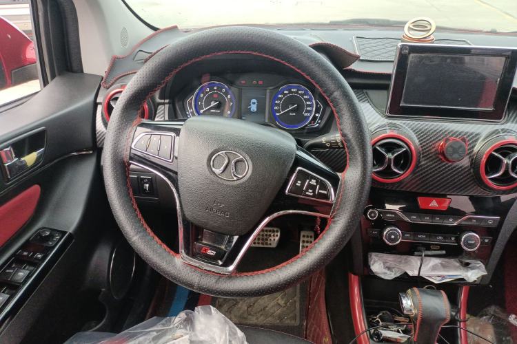 Used BAIC Senova X25 2015 1.5L Automatic Elite Model Steering Wheel