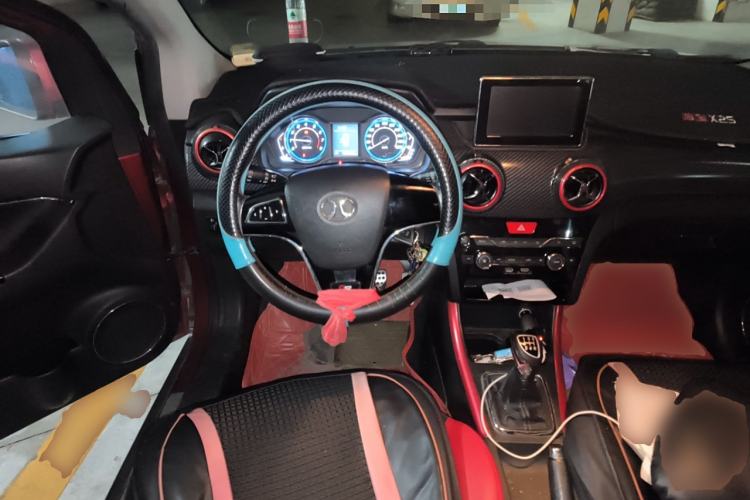 Used BAIC Senova X25 2015 1.5L Manual Elite Edition Steering Wheel