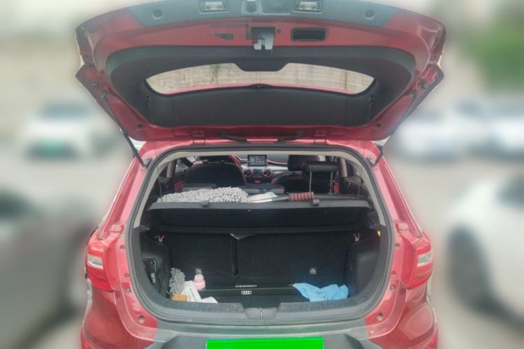 Used BAIC Senova X25 2015 1.5L Manual Elite Edition Trunk