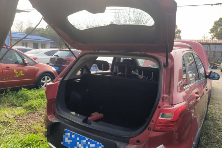Used BAIC Senova X25 2015 1.5L Manual Elite Edition Trunk