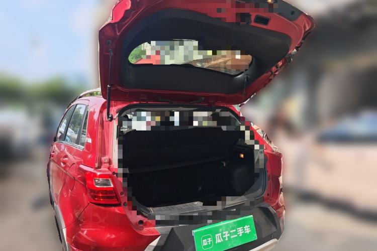 Used BAIC Senova X25 2015 1.5L Manual Elite Edition Trunk