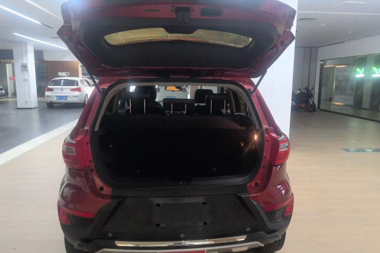 Used BAIC Senova X25 2015 1.5L Automatic Elite Model Trunk
