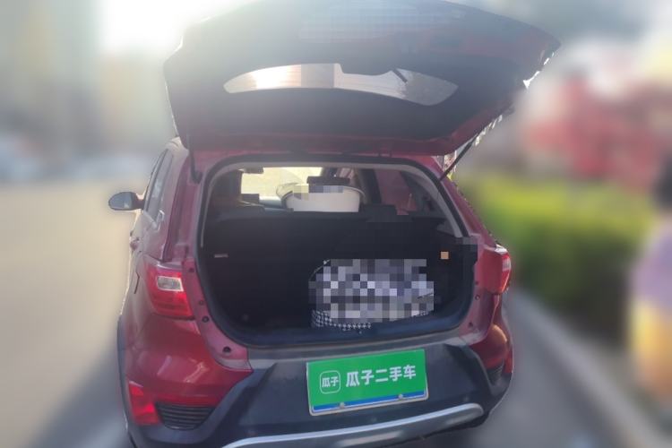 Used BAIC Senova X25 2015 1.5L manual Comfort trim level Trunk