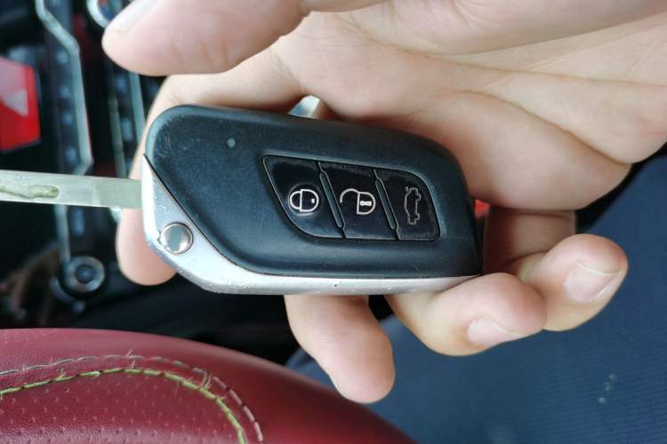Used BAIC Senova X25 2015 1.5L manual Comfort trim level Vehicle Key