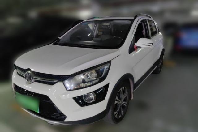 Ojetý BAIC Senova X25 2015 1.5L Automatic Elite Model
