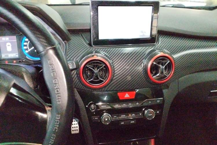Used BAIC Senova X25 2015 1.5L Manual Elite Edition Audio And AC Panel