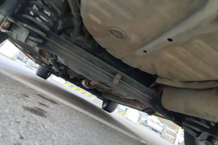 Used BAIC Senova X25 2015 1.5L manual Comfort trim level Chassis Rear