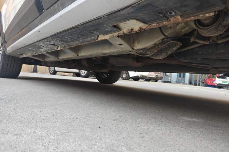 Used BAIC Senova X25 2015 1.5L Manual Elite Edition Chassis Rear Left