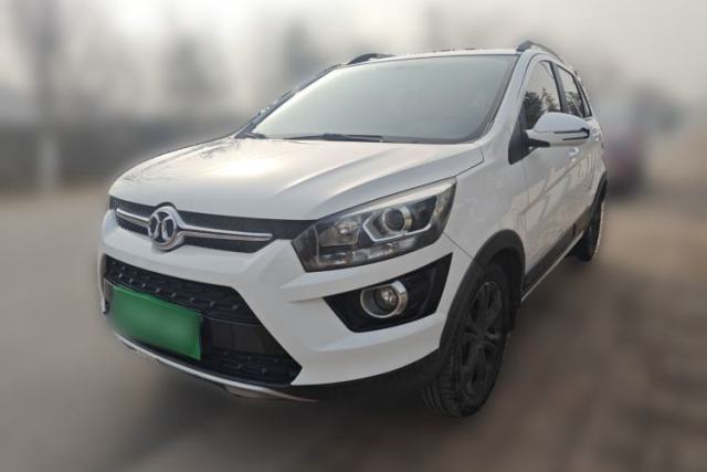 Used BAIC Senova X25 2015 1.5L manual Comfort trim level