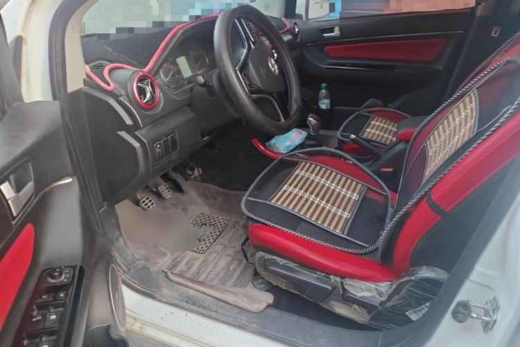 Used BAIC Senova X25 2015 1.5L Manual Elite Edition Driver Seat