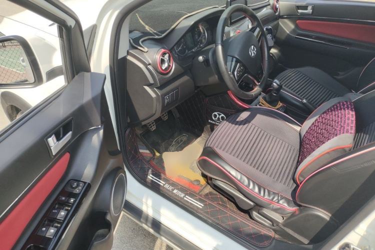 Used BAIC Senova X25 2015 1.5L Manual Elite Edition Driver Seat