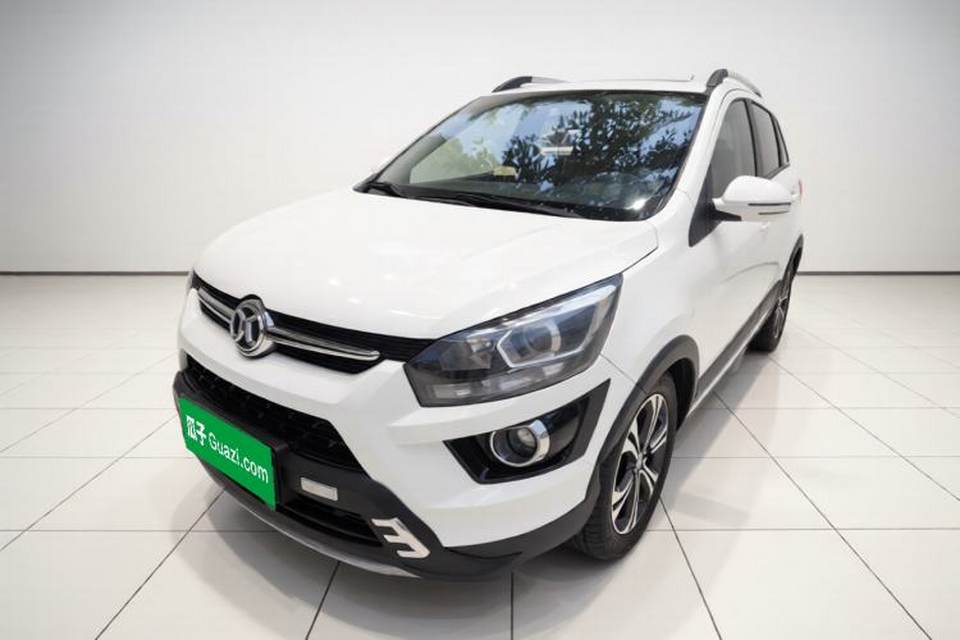 BAIC Senova X25 2015