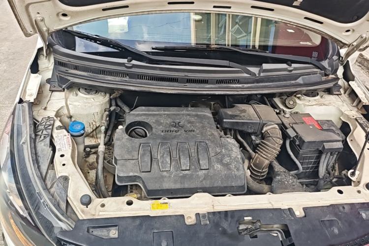 Used BAIC Senova X25 2015 1.5L Manual Elite Edition Engine Bay