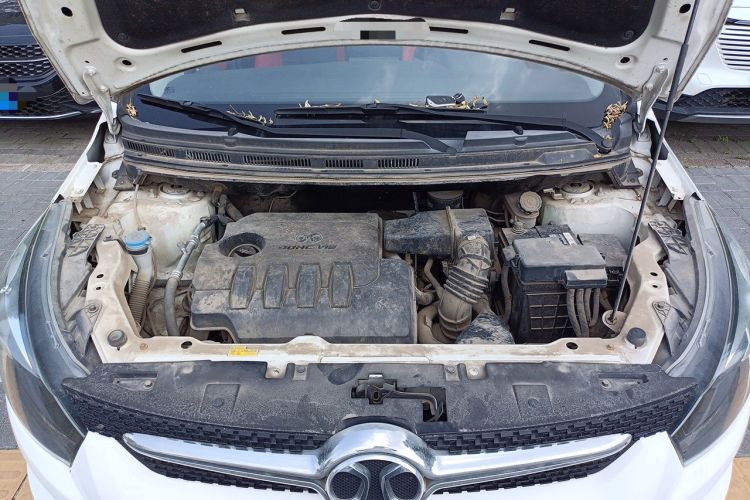 Used BAIC Senova X25 2015 1.5L automatic luxury version Engine Bay