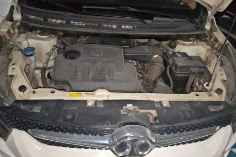Used BAIC Senova X25 2015 1.5L Automatic Elite Model Engine Bay