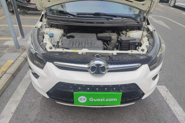 Used BAIC Senova X25 2015 1.5L Manual Elite Edition Engine Bay