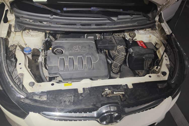 Used BAIC Senova X25 2015 1.5L Automatic Elite Model Engine Bay