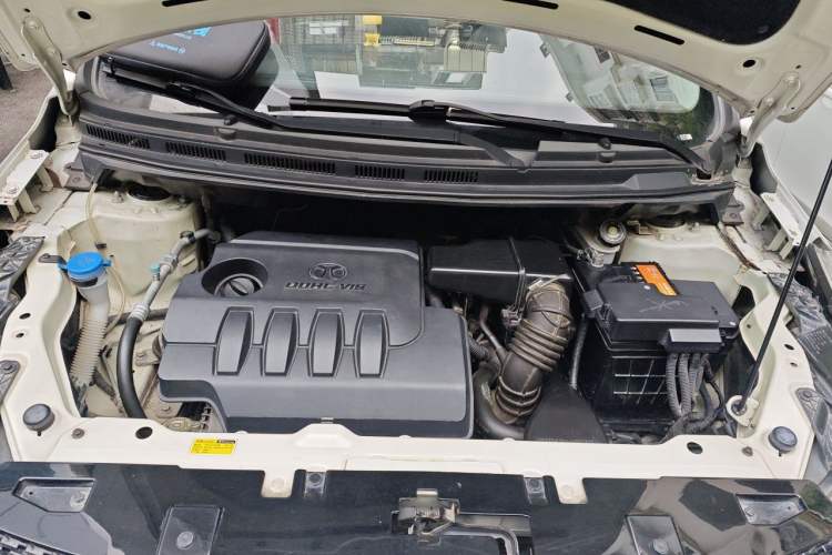 Used BAIC Senova X25 2015 1.5L Manual Elite Edition Engine Bay