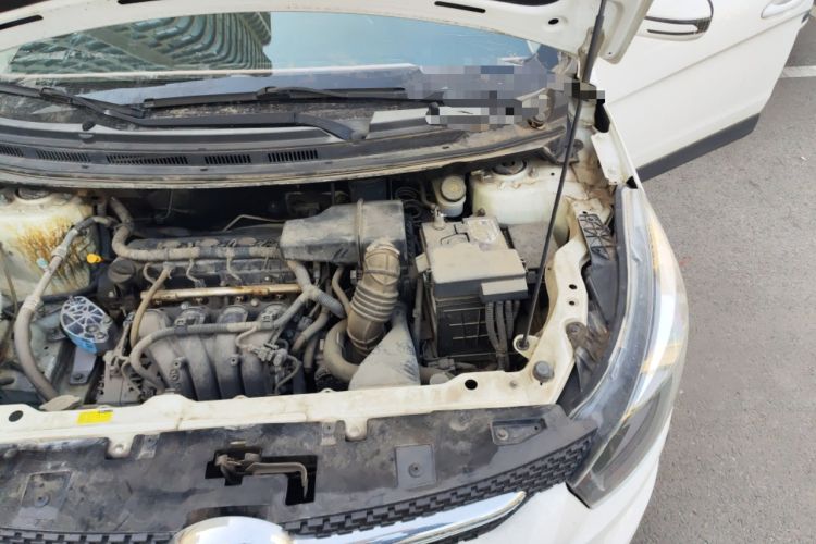 Used BAIC Senova X25 2015 1.5L manual Comfort trim level Engine Bay Left