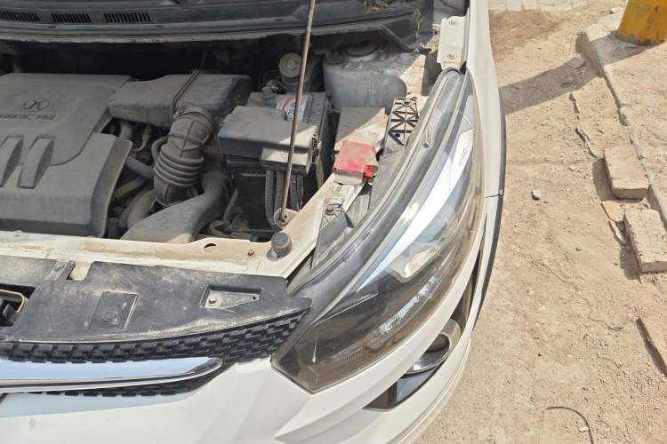 Used BAIC Senova X25 2015 1.5L Manual Elite Edition Engine Bay Left