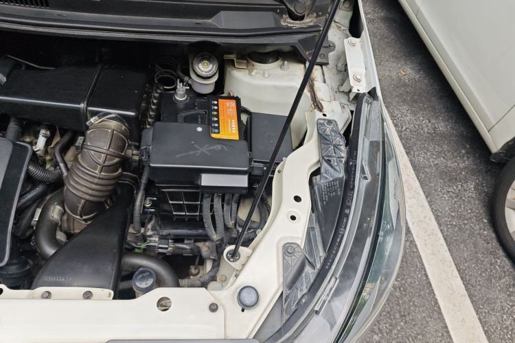 Used BAIC Senova X25 2015 1.5L Manual Elite Edition Engine Bay Left