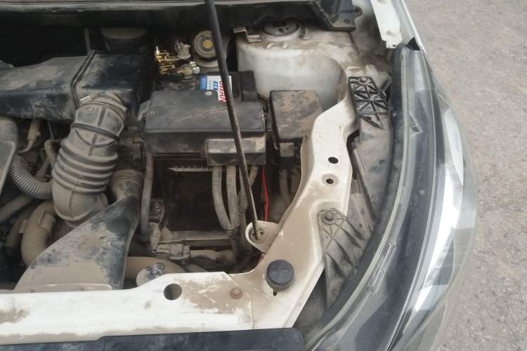 Used BAIC Senova X25 2015 1.5L Automatic Elite Model Engine Bay Left