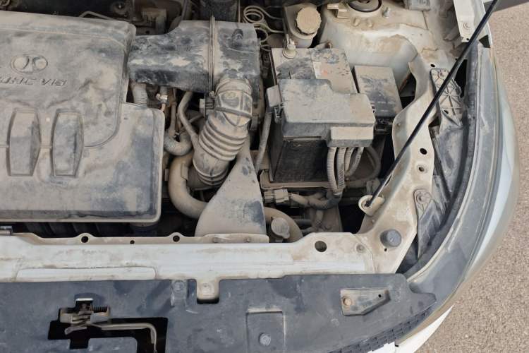 Used BAIC Senova X25 2015 1.5L Automatic Elite Model Engine Bay Left