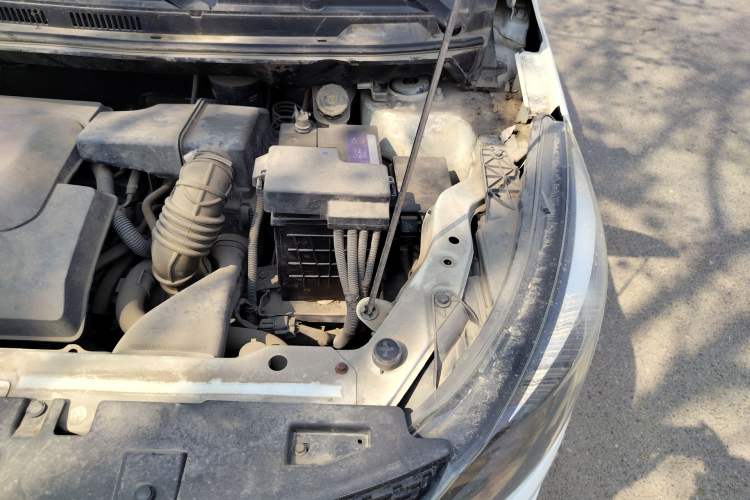 Used BAIC Senova X25 2015 1.5L Manual Elite Edition Engine Bay Left