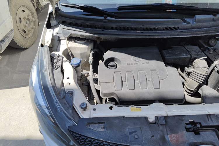 Used BAIC Senova X25 2015 1.5L Automatic Elite Model Engine Bay Right