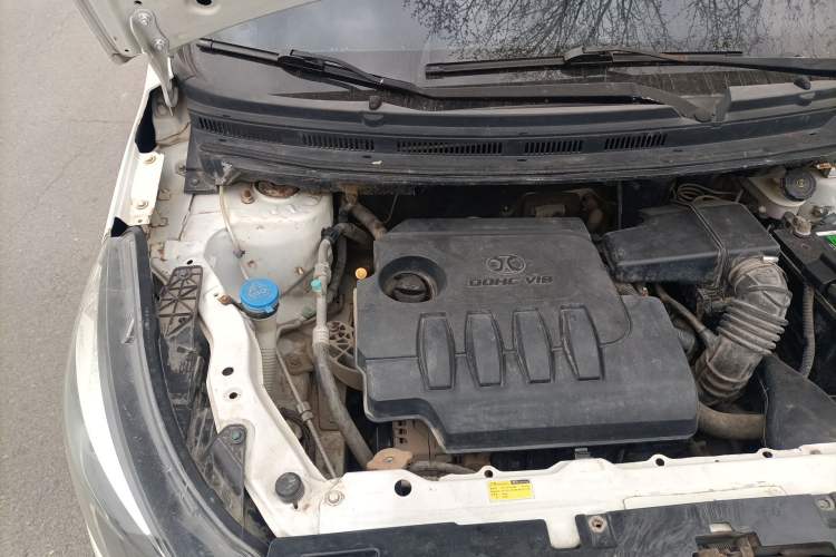 Used BAIC Senova X25 2015 1.5L Automatic Elite Model Engine Bay Right
