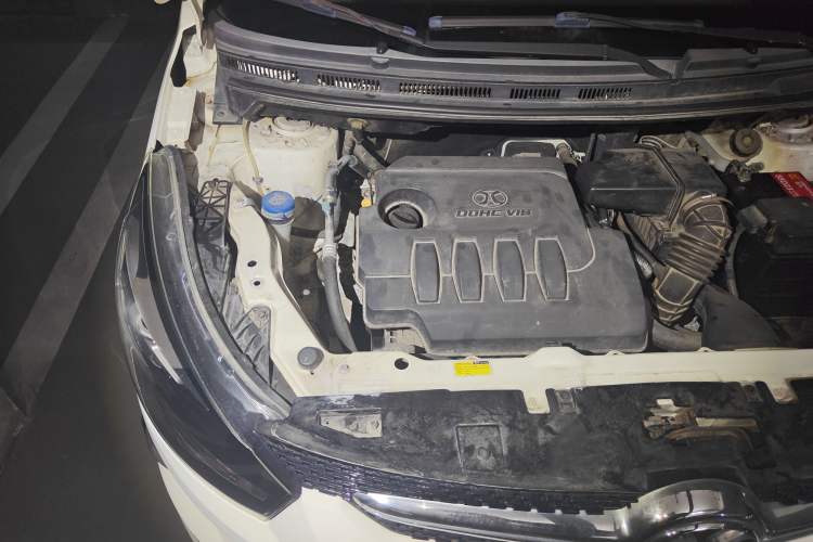 Used BAIC Senova X25 2015 1.5L Automatic Elite Model Engine Bay Right