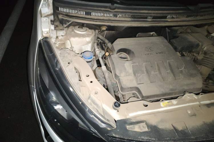 Used BAIC Senova X25 2015 1.5L Automatic Elite Model Engine Bay Right