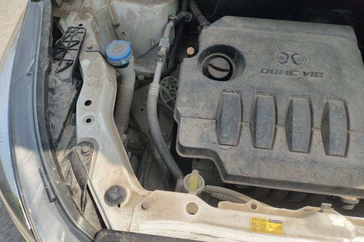 Used BAIC Senova X25 2015 1.5L Manual Elite Edition Engine Bay Right