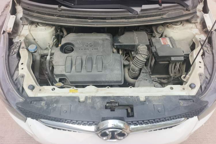 Used BAIC Senova X25 2015 1.5L Automatic Elite Model Engine Bay