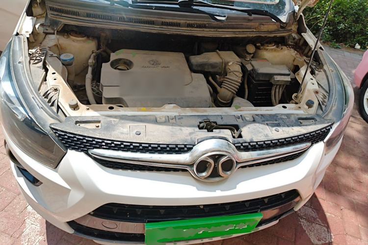 Used BAIC Senova X25 2015 1.5L Manual Elite Edition Engine Bay