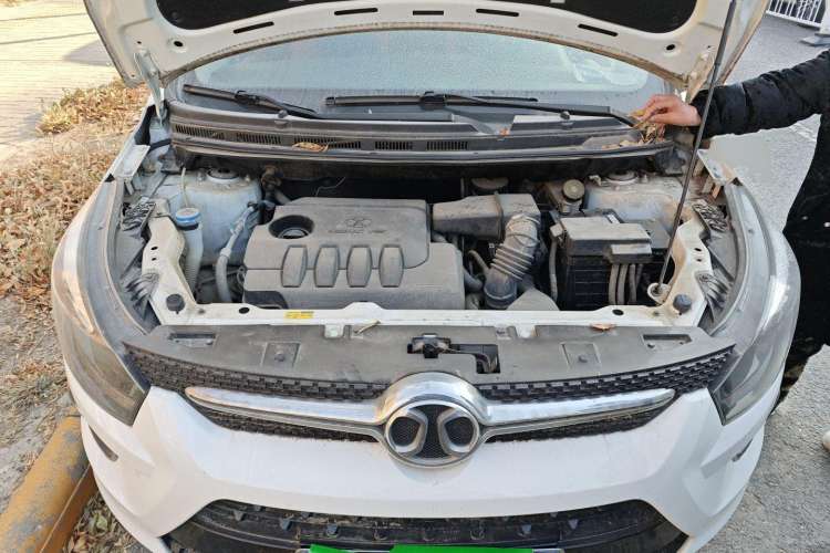 Used BAIC Senova X25 2015 1.5L Automatic Elite Model Engine Bay